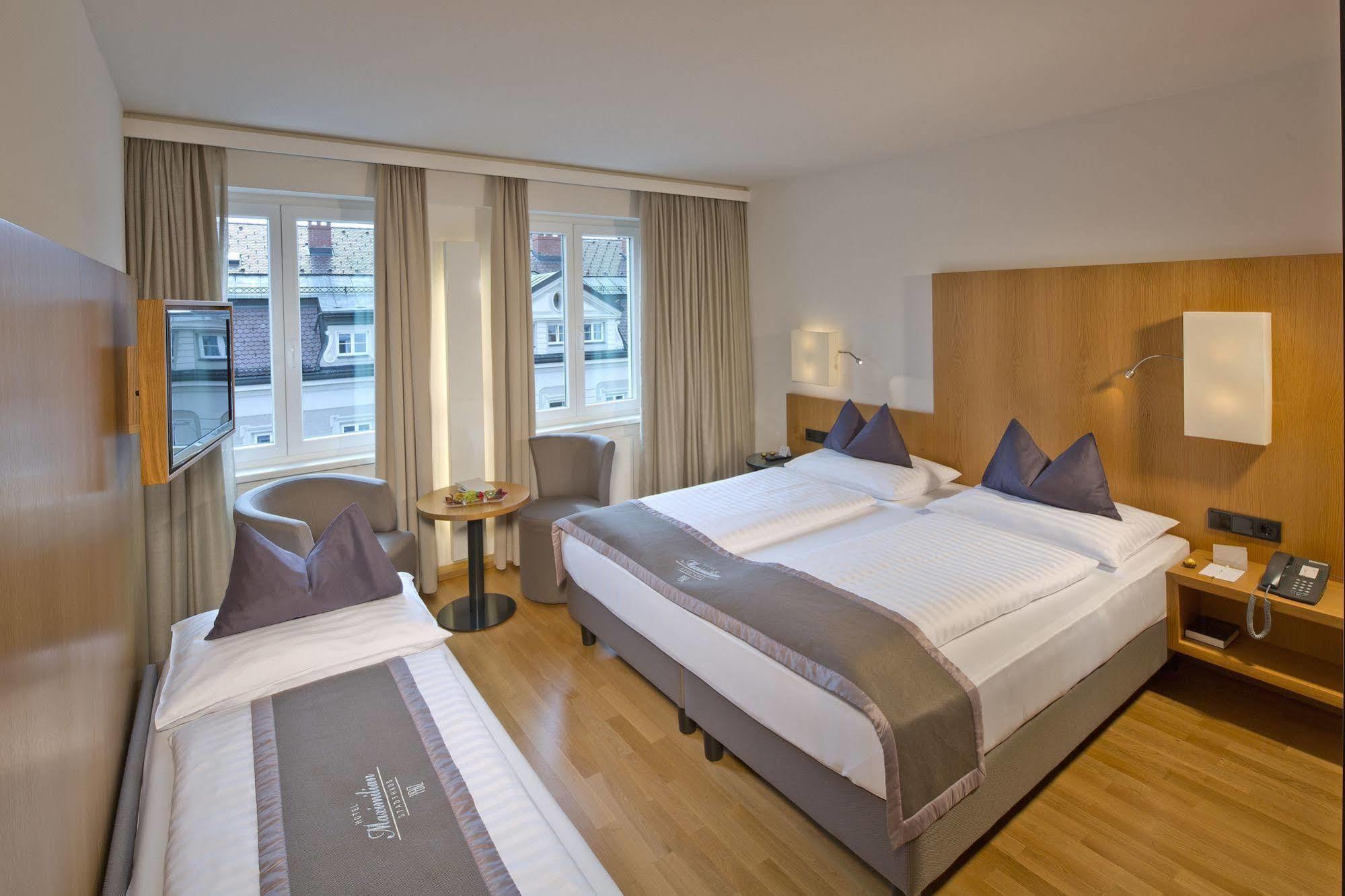 Hotel Maximilian - Stadthaus Penz 4*