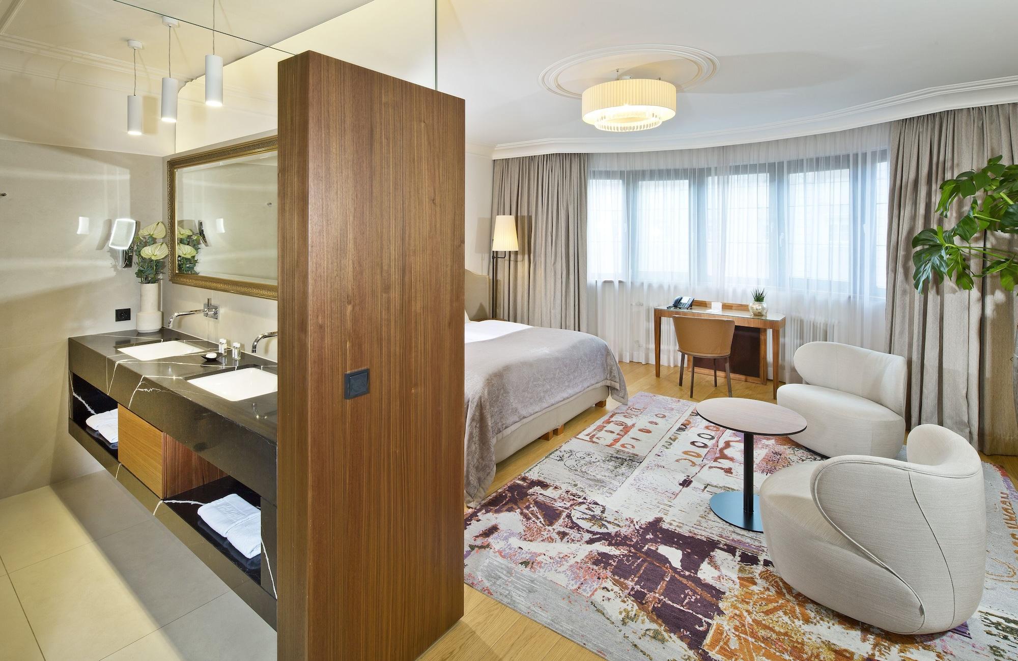Maximilian - Stadthaus Penz Hotel 4*